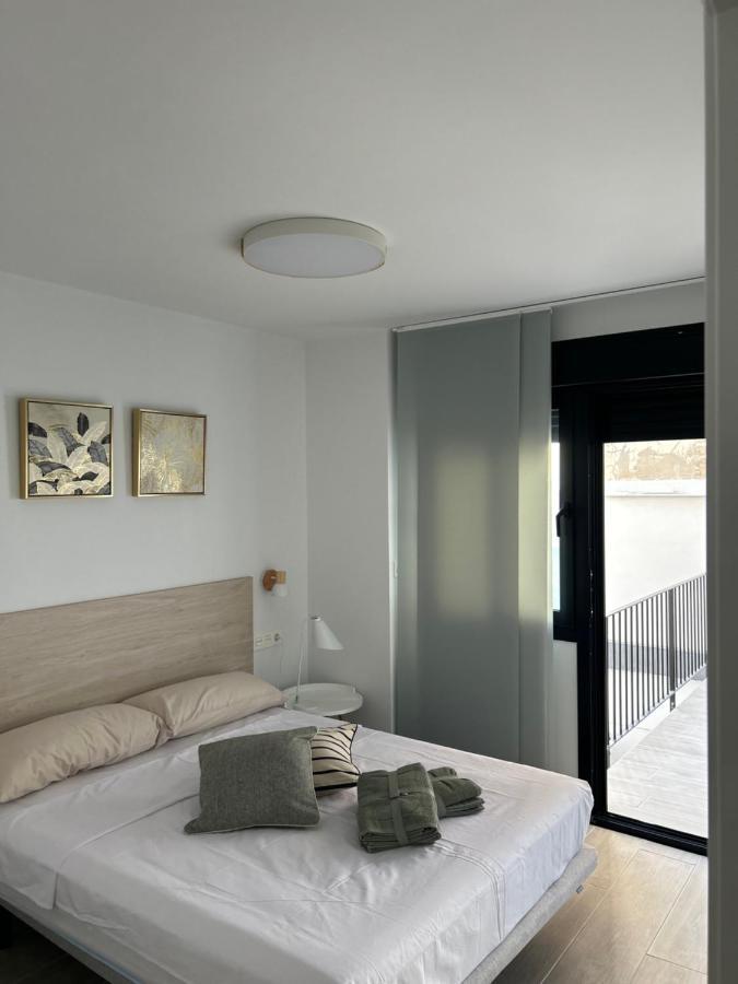 Apartamentos Breton 17 Suite Con Terraza Alicante Exterior photo